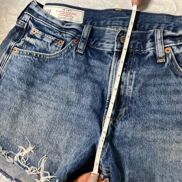💚 GAP Light Blue Denim Shorts - low rise stride short 28 /6 - Picture 4 of 8